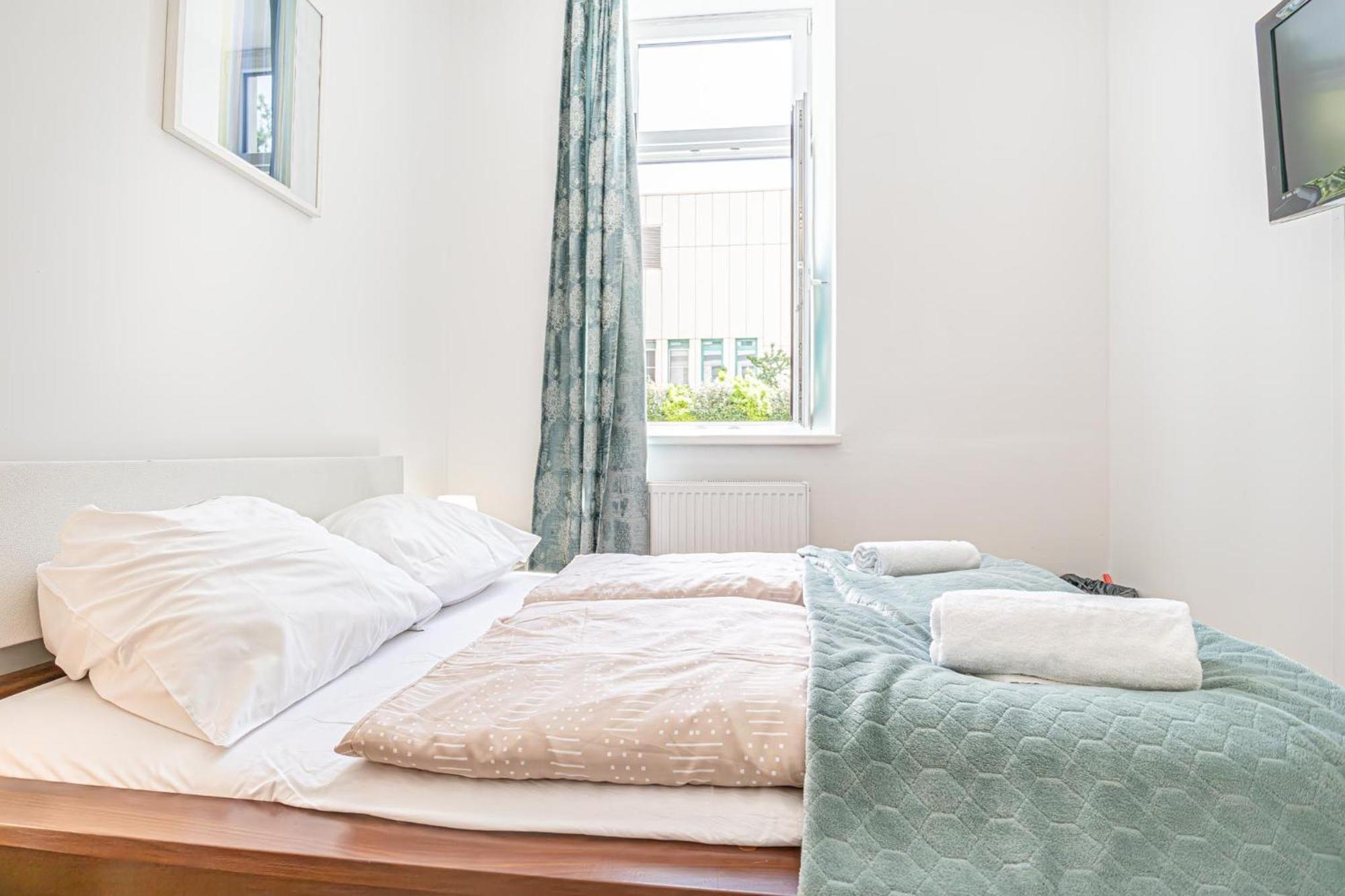 Loevly Shared 6Br With Garden Near Danube & Millenium City Viena Exterior foto